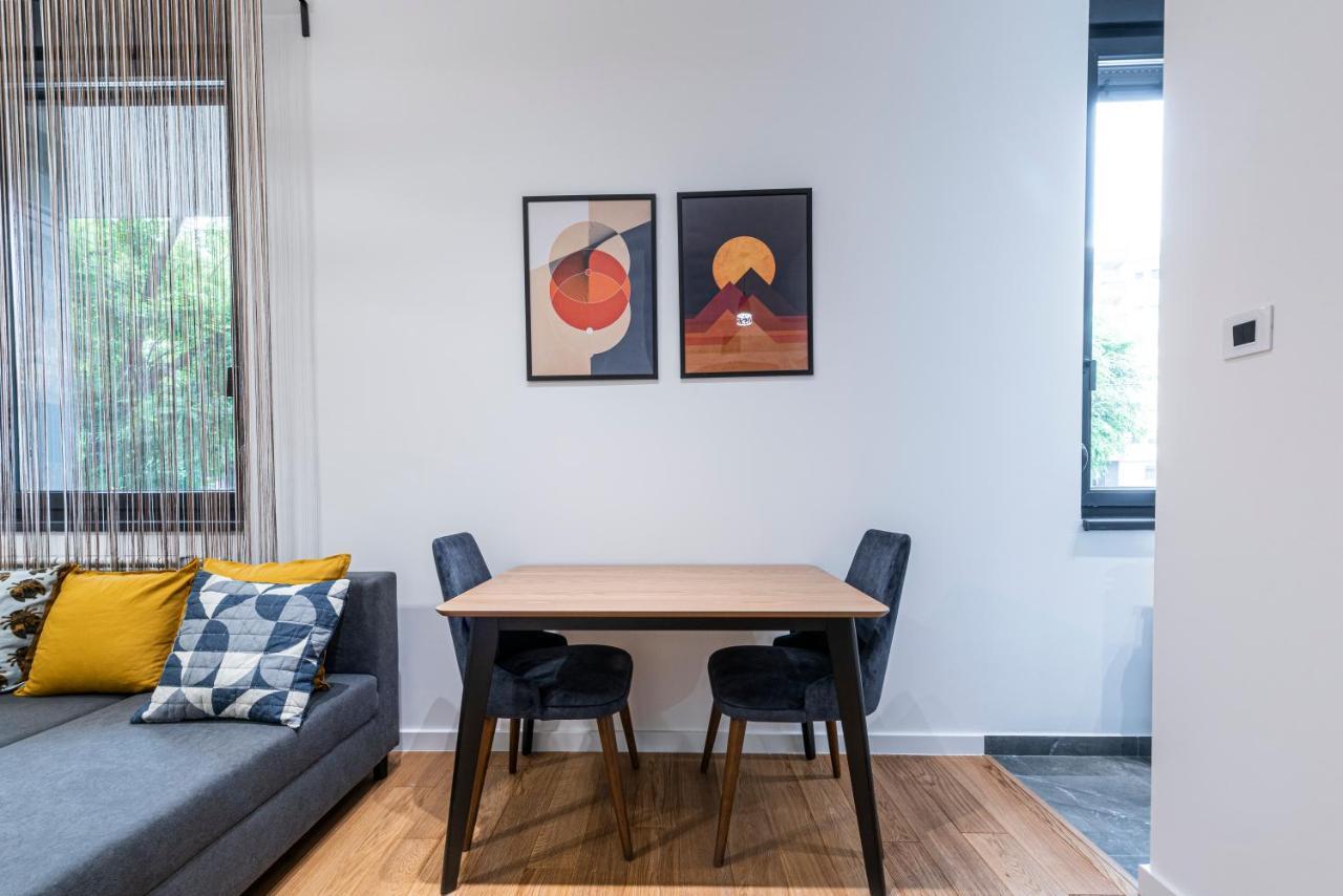 Vertigo Modern Studio-Free Private Parking-Fast Wi-Fi Novi Sad Exterior photo